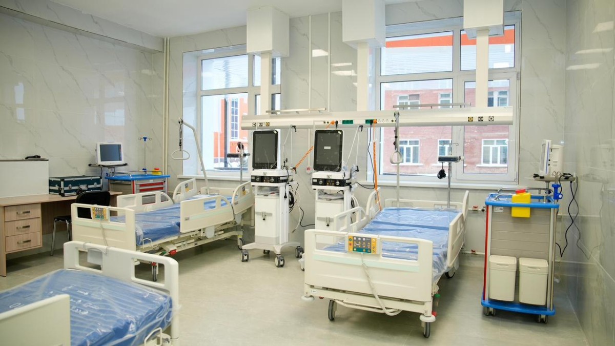 Аурухана құрылысы Қазақстан Республикасының «Заңсыз иемделген активтерді мемлекетке қайтару туралы» Заңы аясында мемлекетке қайтарылған қаражат есебінен жүзеге асырылғаны атап өтілді.