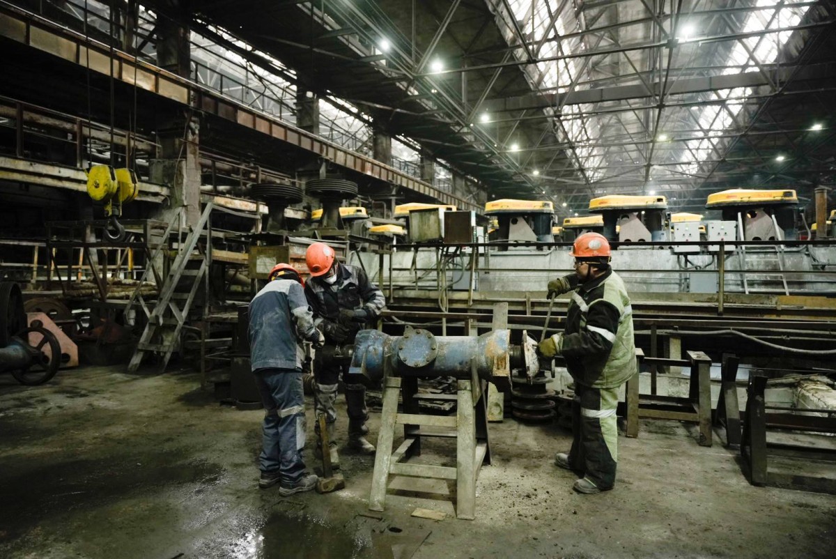  Сонымен қатар Ванюков пешіне көмір тозаңын жеткізудің жаңа жүйесін енгізу қарастырылуда. Жоба шикізатты өңдеудің технологиялық тұрақтылығы мен қауіпсіздігін арттыруға бағытталған.