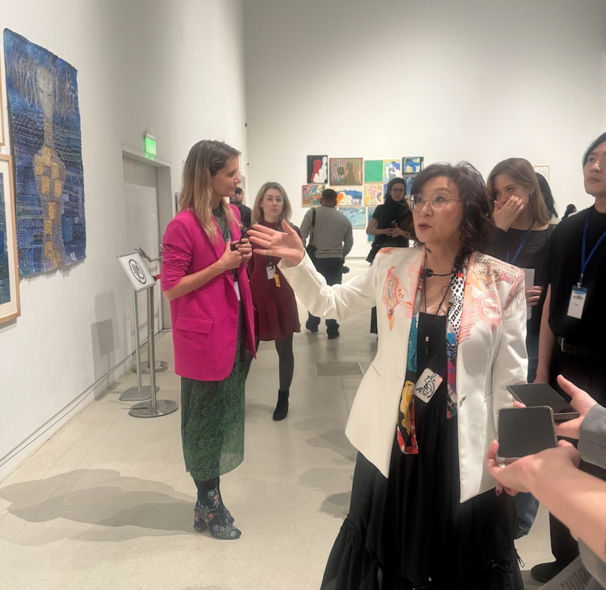 Сонымен қатар іс-шарада қазақстандық суретші Алмагүл Меңлібаеваның “Мен бәрін түсінемін” атты жобасы таныстырылды.