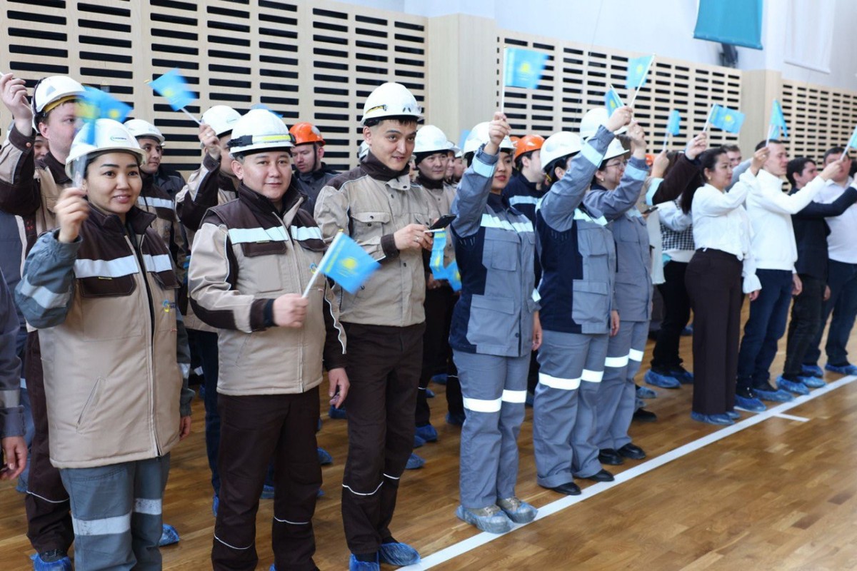 Жезқазған қаласындағы «Жігер» спорт кешенінде алдағы референдумды қолдауға арналған «Әділетті әрі прогрессивті Қазақстанның халықтық Конституциясы үшін!» атты форум өтті. Іс-шараға мыңға жуық қатысушы жиналды, деп хабарлайды Ұлытау облысының әкімдігі.