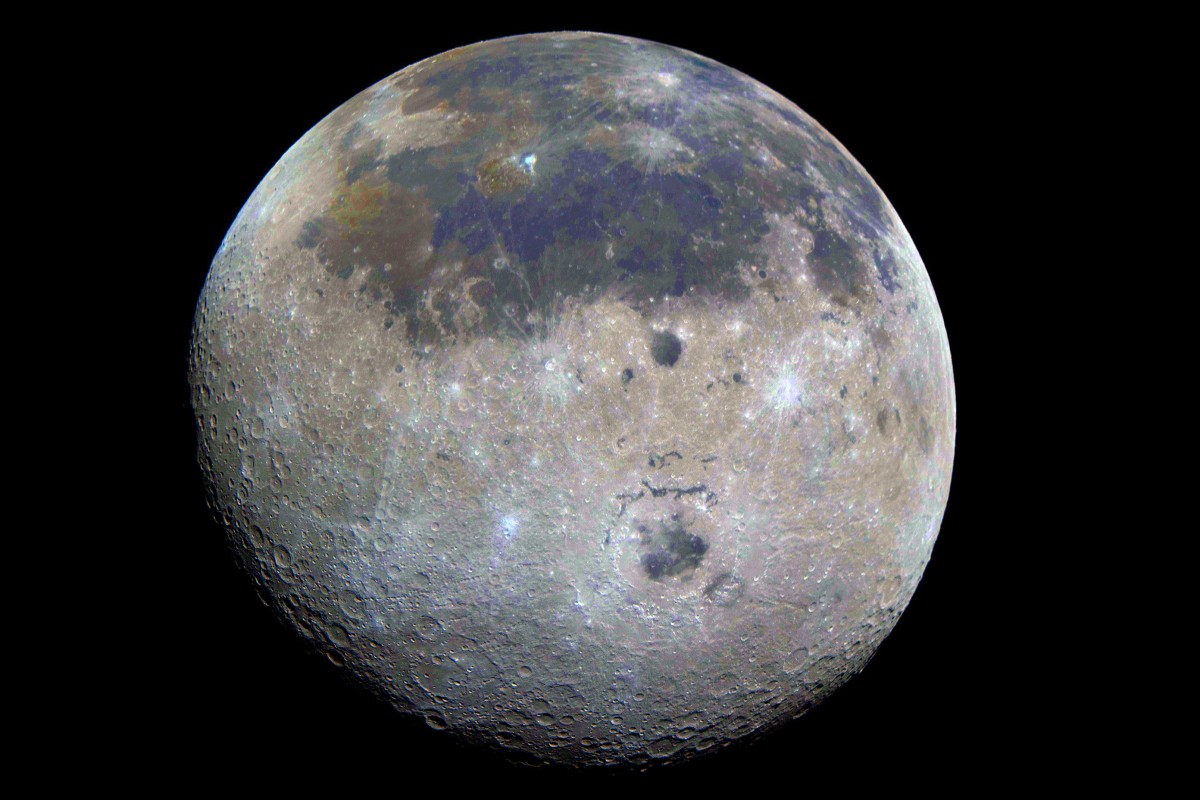 1 сәуір күні ғарышқа шыққан «Артемида-2» миссиясы аясында NASA 6 сәуірде Айдың Жерден көрінбейтін арғы бетінің ерекше суреттерін жұртшылық назарына ұсынды. 