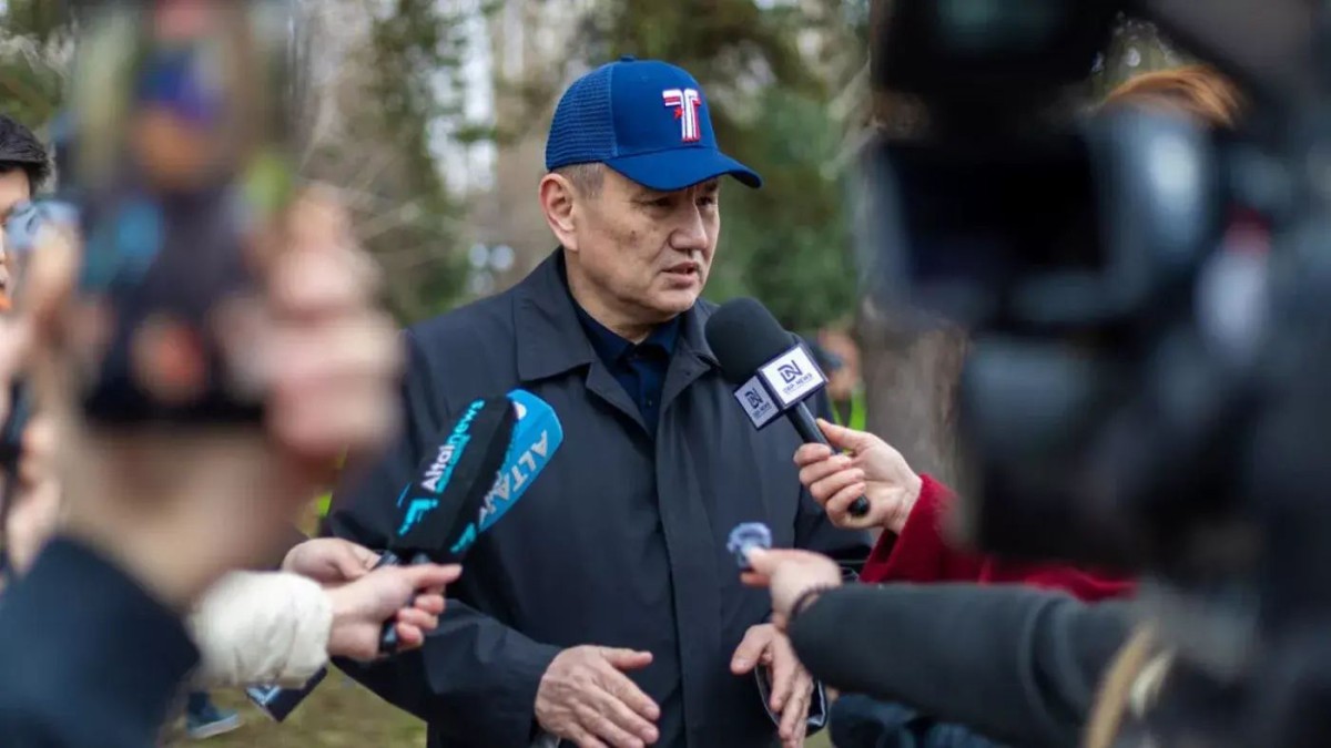 Тұрғындармен және өз үйлері мен қоғамдық орындардың айналасын тазалап жүрген студенттермен әңгімелесу барысында Нурымбет Сактаганов бұл бастаманың халықтың өз еркімен жүзеге асып жатқанын атап өтіп, бұл өңірде жаңа экологиялық мәдениеттің қалыптасып келе жатқанын көрсететінін айтты.